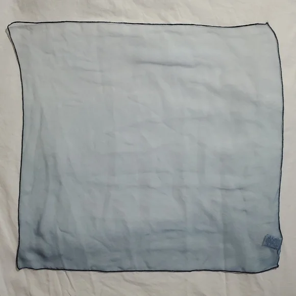 Vintage Scarf OLD NAVY Delicate Chiffon BLUE OMBRE Made In Italy 16" SQUARE - Picture 8 of 8